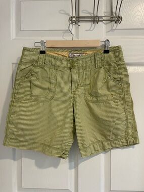 Aventura organic cotton shorts size 8